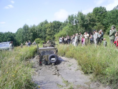 Průjezd tímto okopem není povinný